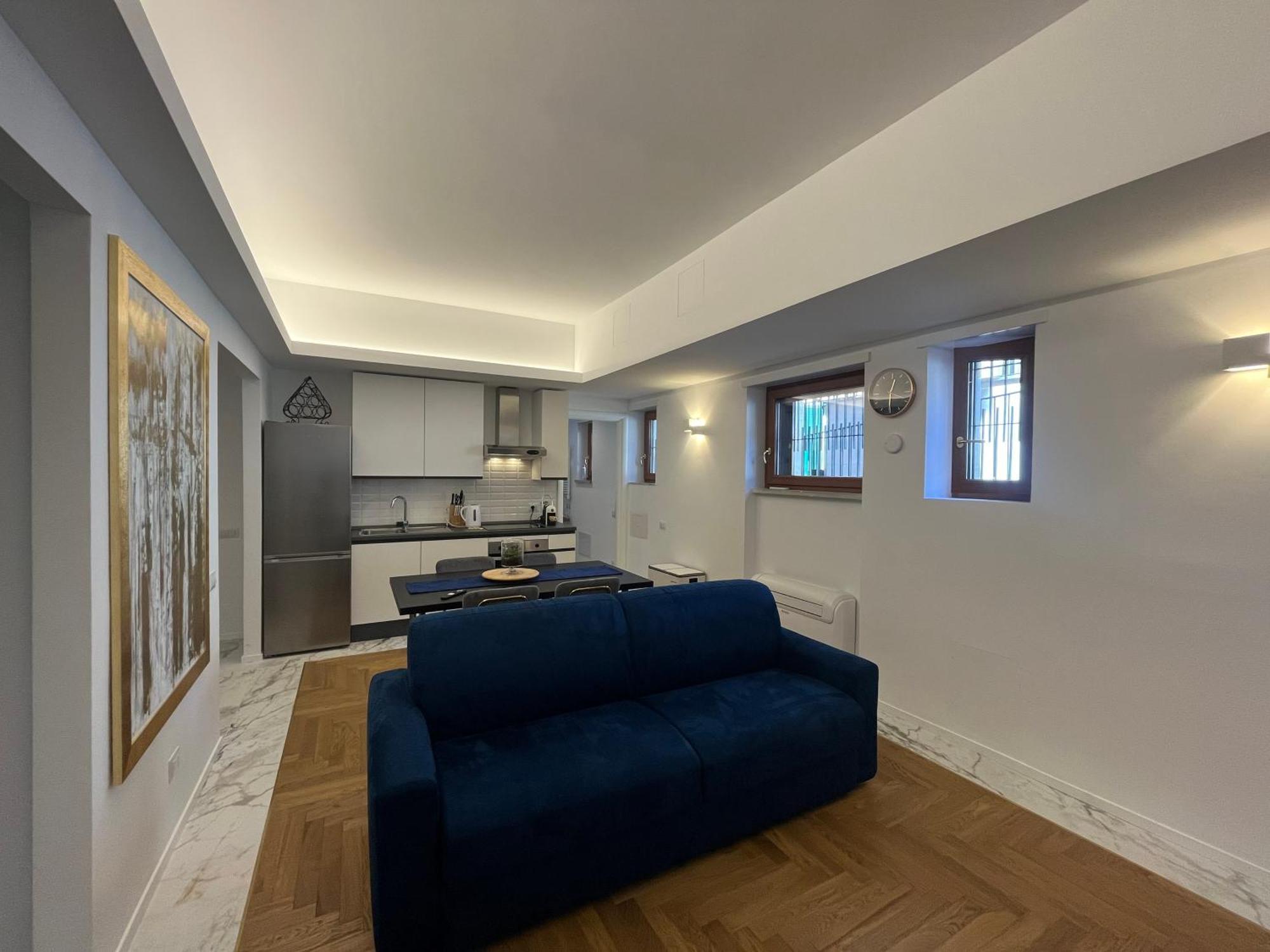 Savoia House, Modern Near Borghese Apartment Rom